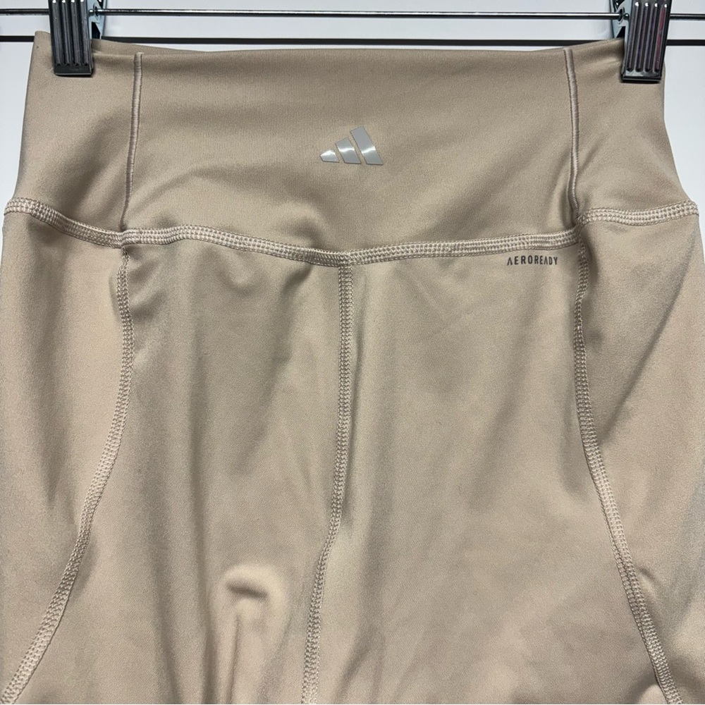✨ Adidas AEROREADY High Rise Leggings Beige Size S - Picture 6 of 13